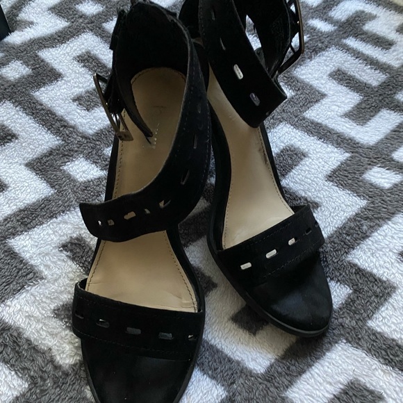 Comfy black heels - Picture 4 of 7